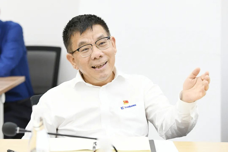 柳州市委书记吴炜率队到柳工主持召开专题会议